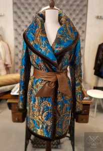 Quilted coat, flower pattern with brown belt