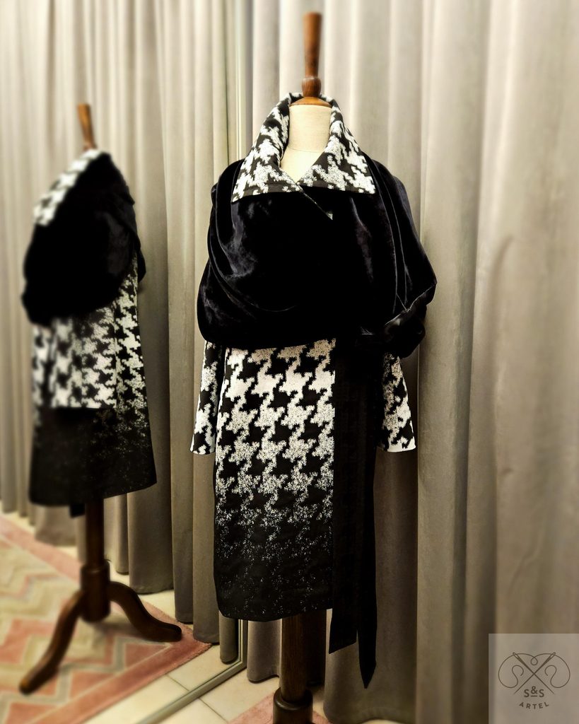 black and white coat with velure scarf
